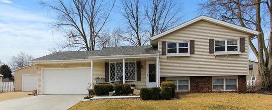 305 Dwyer Court, Normal $169,700